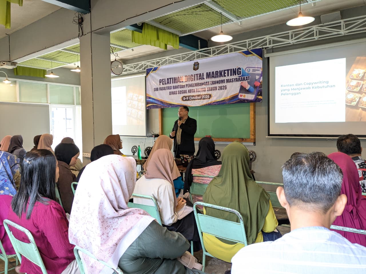 Dinsos Kota Blitar Gelar Pelatihan Digital Marketing untuk Kembangkan Usaha Keluarga Pra-Sejahtera